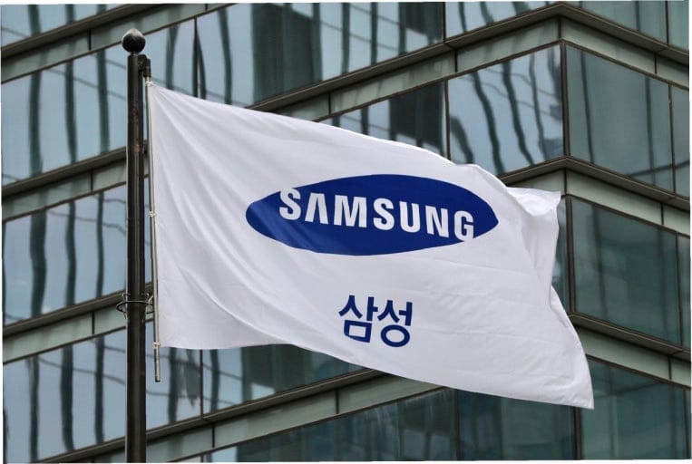 삼성전자 어닝 서프라이즈에도 주저앉은 코스피, 美 증시는 반도체 부활과 함께 상승 랠리